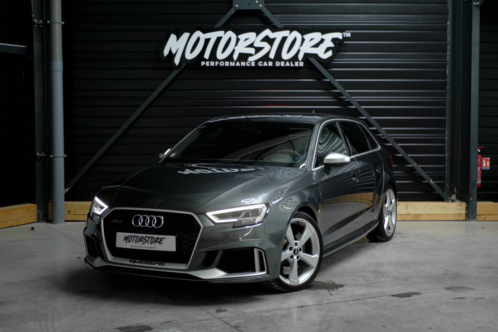 Audi RS3 Sportback 2.5 TFSI 400 Quattro S-tronic