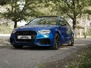 Audi RS3 8V2 - 2.5 TFSI 400 QUATTRO bleu essence à Montpellier