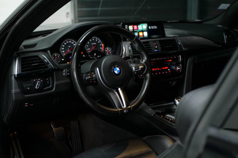 BMW M4 Coupe LCI Compétition 450ch AKRAPOVIC