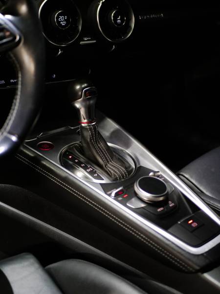 Audi TTS III 2.0 TFSI 310ch quattro S tronic 6