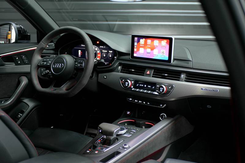 Audi RS4 2.9 V6 TFSI 450ch