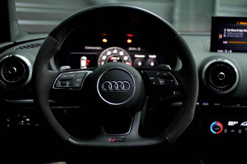 Audi RS3 Sportback 2.5 TFSI 400 Quattro S-tronic