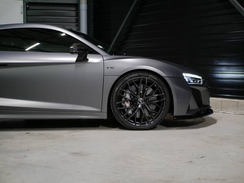 Audi R8 5.2 V10 FSI 610ch Plus MILLTEK