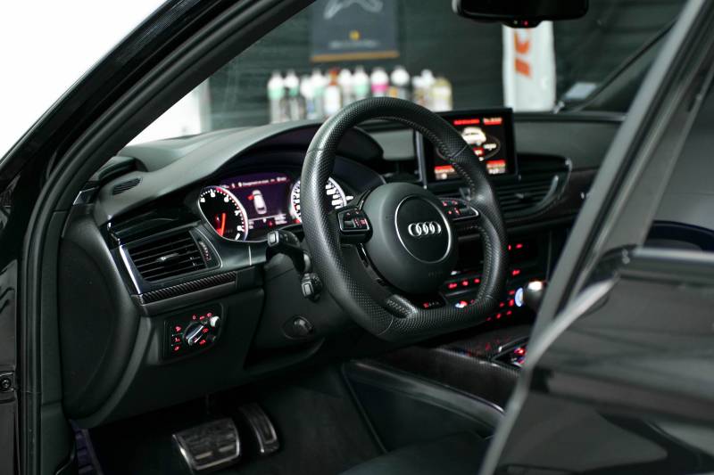 Audi RS6 Avant IV (C7) 4.0 V8 TFSI 560ch quattro Tiptronic