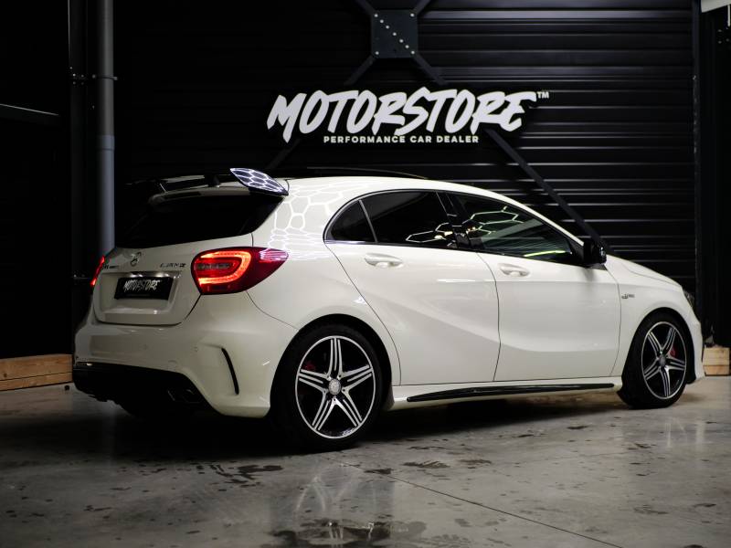 Mercedes-Benz A45 AMG 4Matic SPEEDSHIFT-DCT Milltek