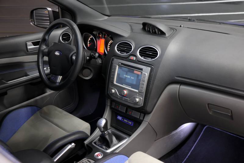 Ford Focus II 2.5T 305ch RS 3p