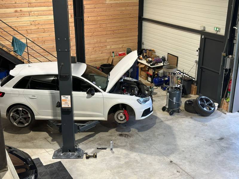 Atelier mécanique spécialisé en voiture sportive à Montpellier : Expertise & précision Motorstore