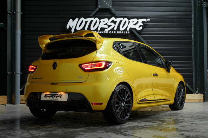 Renault Clio IV RS Trophy 1.6 T 220ch EDC 5p
